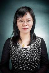 女人在微笑
描述已自动生成